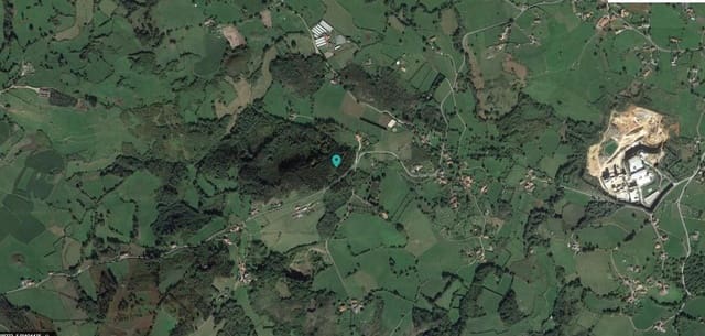 Rakentamaton maa myytävänä paikassa Llanera - 65 000 € (Ref: 4102914)