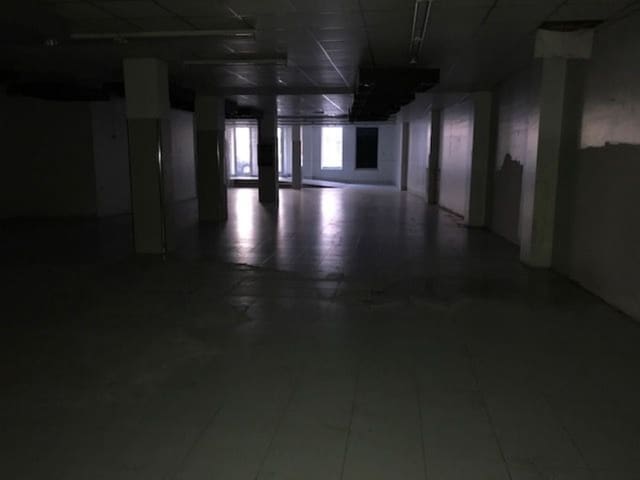 Commercieel te huur in Centro Urbano, Oviedo - € 3.800 (Ref: 4453690)