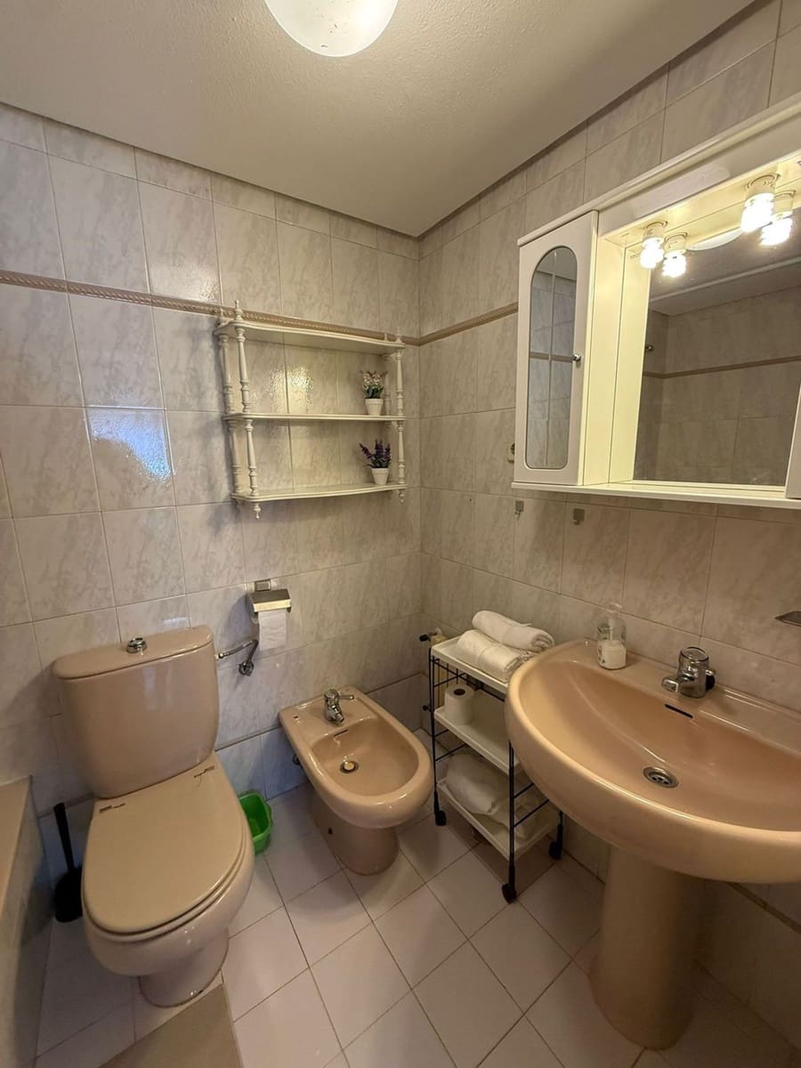 1 quarto Apartamento para arrendar em Oviedo com garagem - 650 € (Ref: 4607854)