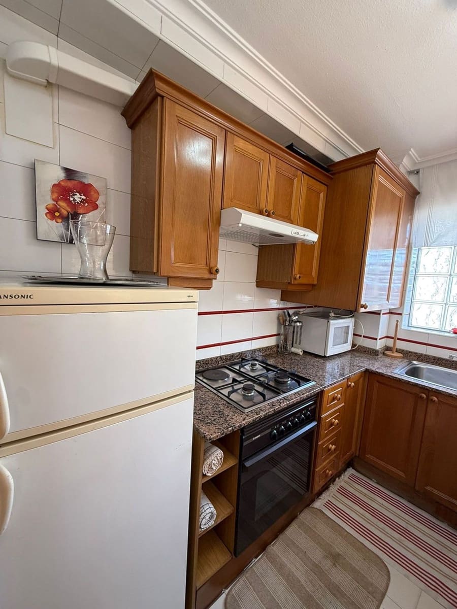 1 quarto Apartamento para arrendar em Oviedo com garagem - 650 € (Ref: 4607854)