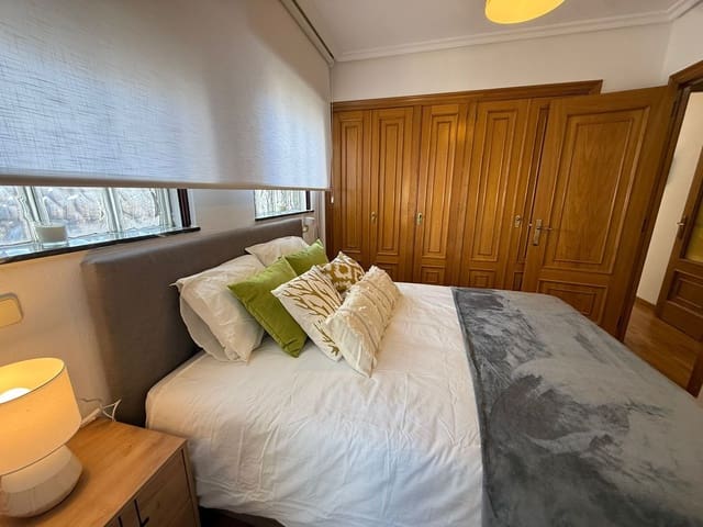 1 bedroom Apartment for rent in Centro Urbano, Oviedo with garage - € 650 (Ref: 4607854)