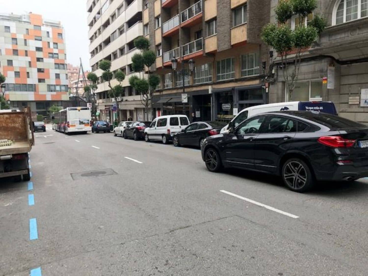 Erhverv til leje i Oviedo - € 900 (Ref: 4631001)