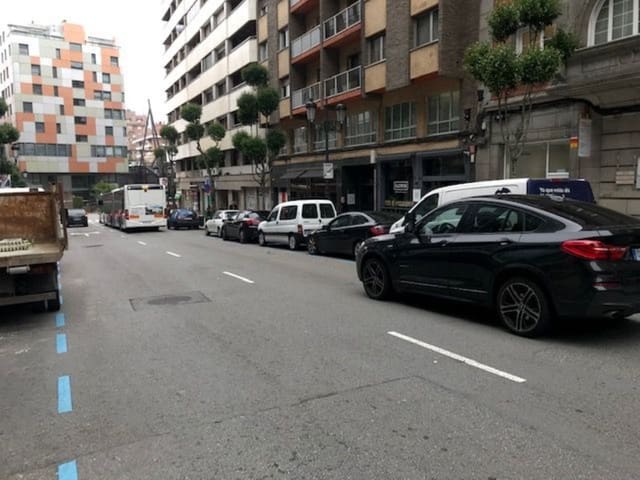 Commercieel te huur in Centro Urbano, Oviedo - € 900 (Ref: 4631001)