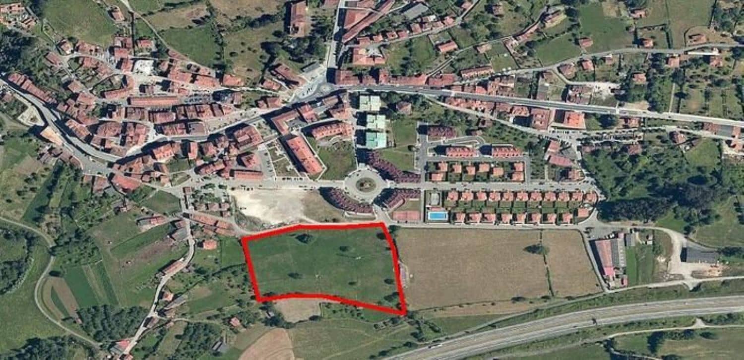 Grunde uden byggetilladelser til salg i Colunga - € 650.000 (Ref: 5539596)