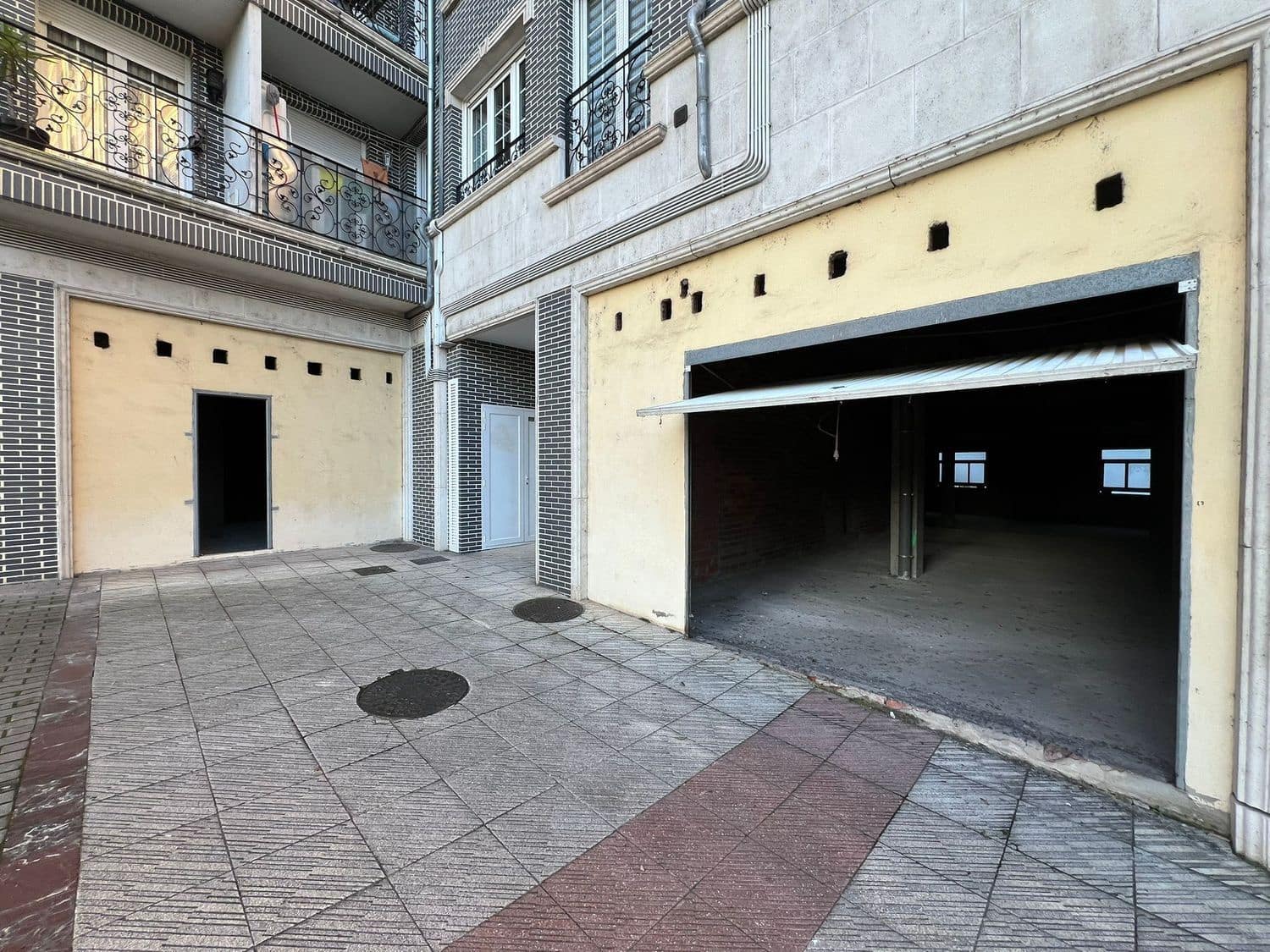 Erhverv til salg i Siero - € 190.000 (Ref: 6430260)