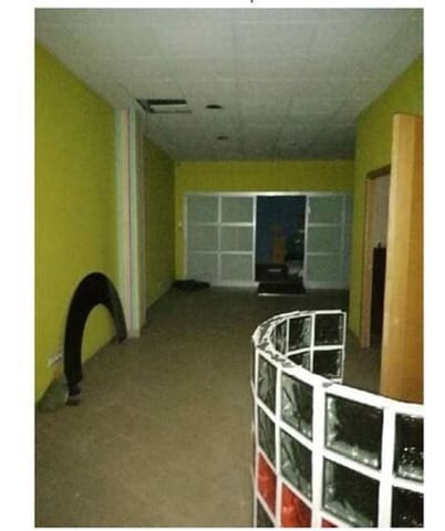 Kommersiell til salgs i Centro Urbano, Gijón - € 115 000 (Ref: 6544533)