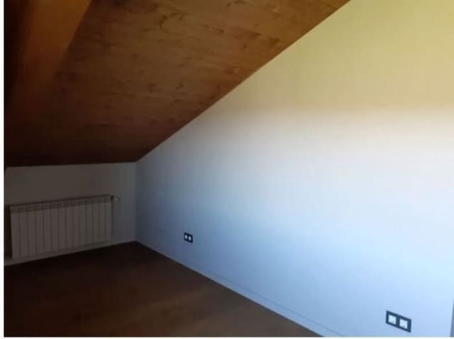 6 sypialnia Hotel na sprzedaż w Salas - 400 000 € (Ref: 6792951)