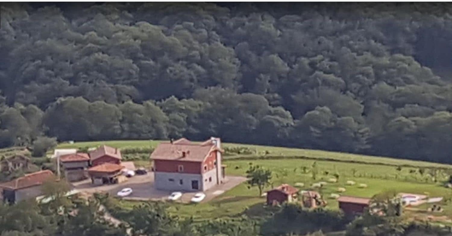 6 soveværelse Hotel til salg i Salas med garage - € 290.000 (Ref: 6792951)