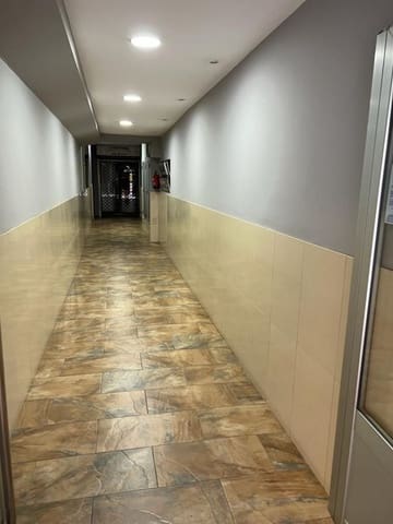 Comercial para venda em Centro Urbano, Oviedo - 105 000 € (Ref: 7148059)