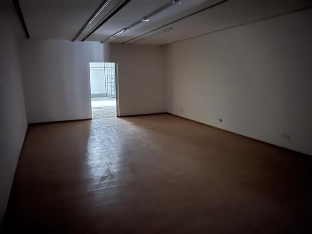 Comercial para venda em Centro Urbano, Oviedo - 105 000 € (Ref: 7148059)