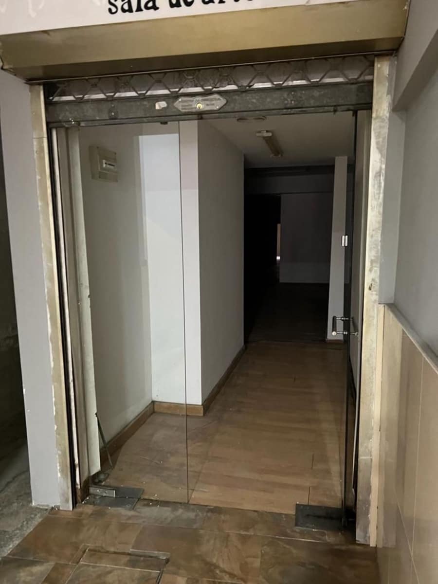 Erhverv til salg i Oviedo - € 105.000 (Ref: 7148059)