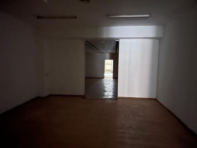 Comercial para venda em Centro Urbano, Oviedo - 105 000 € (Ref: 7148059)