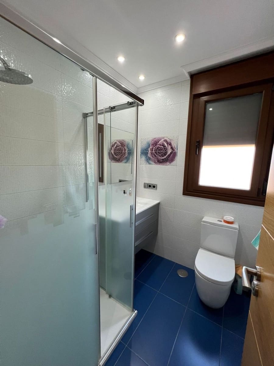 7 soveværelse Villa til salg i Oviedo med swimmingpool garage - € 799.000 (Ref: 7387934)