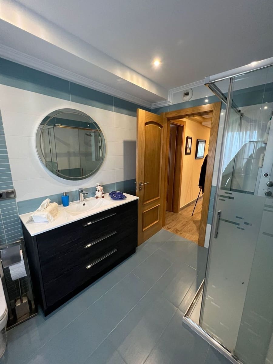 7 soveværelse Villa til salg i Oviedo med swimmingpool garage - € 799.000 (Ref: 7387934)