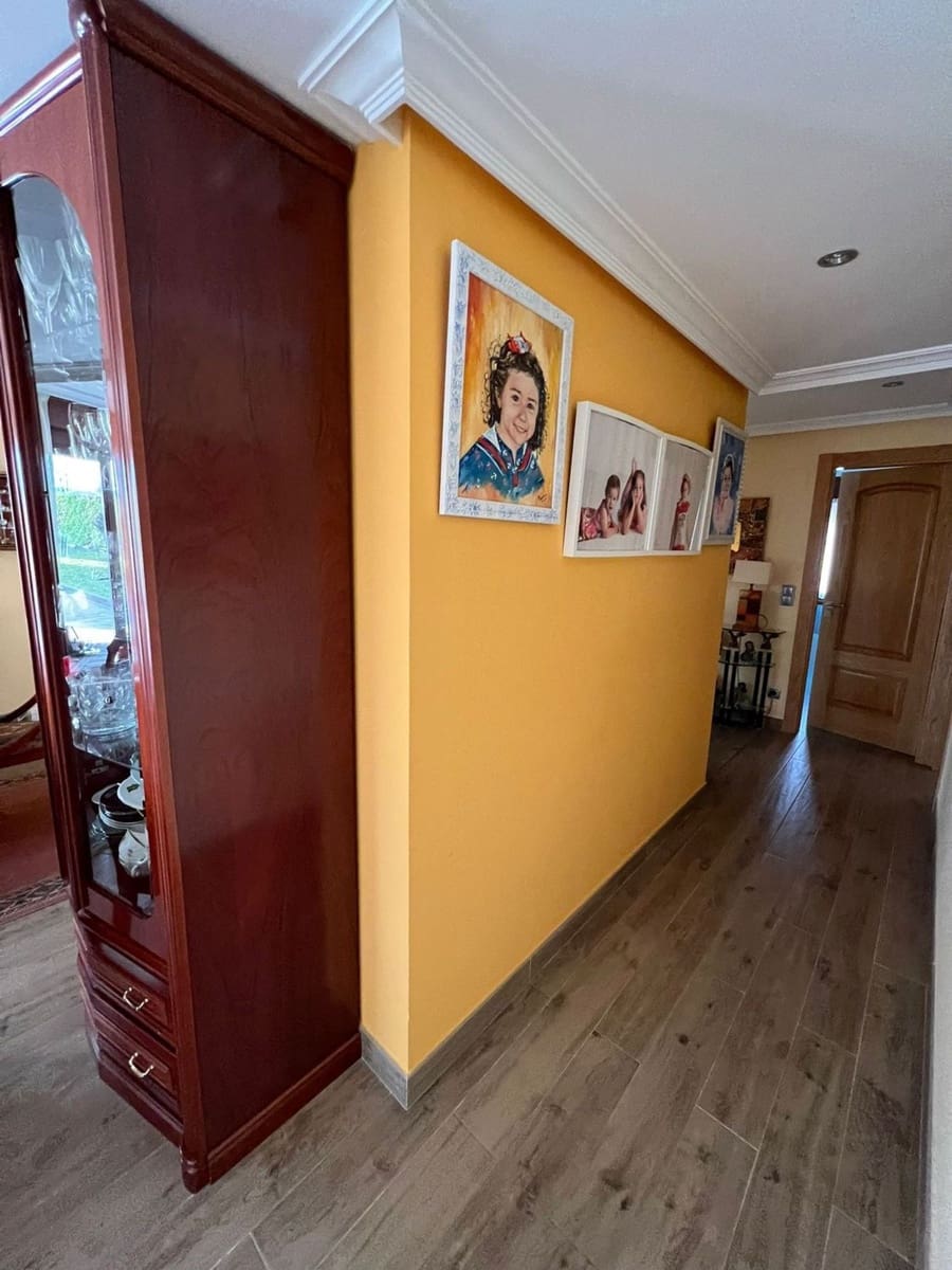 7 soveværelse Villa til salg i Oviedo med swimmingpool garage - € 799.000 (Ref: 7387934)