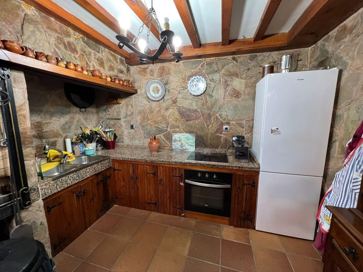 7 soveværelse Villa til salg i Oviedo med swimmingpool garage - € 799.000 (Ref: 7387934)