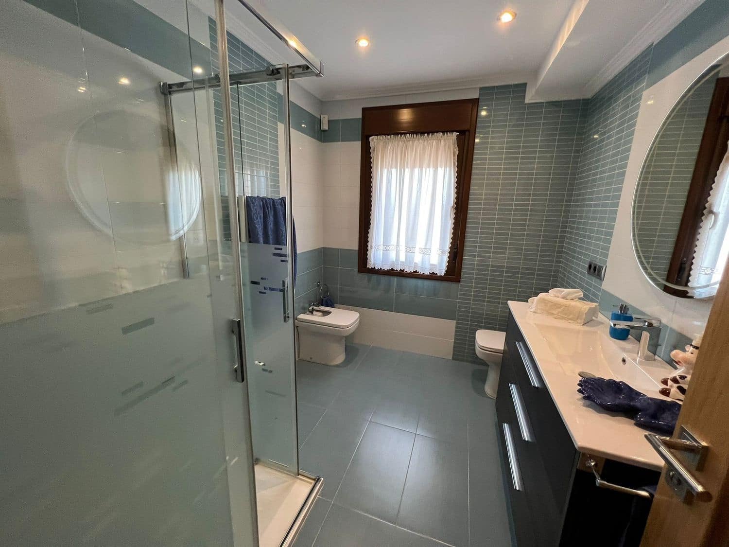 7 soveværelse Villa til salg i Oviedo med swimmingpool garage - € 799.000 (Ref: 7387934)