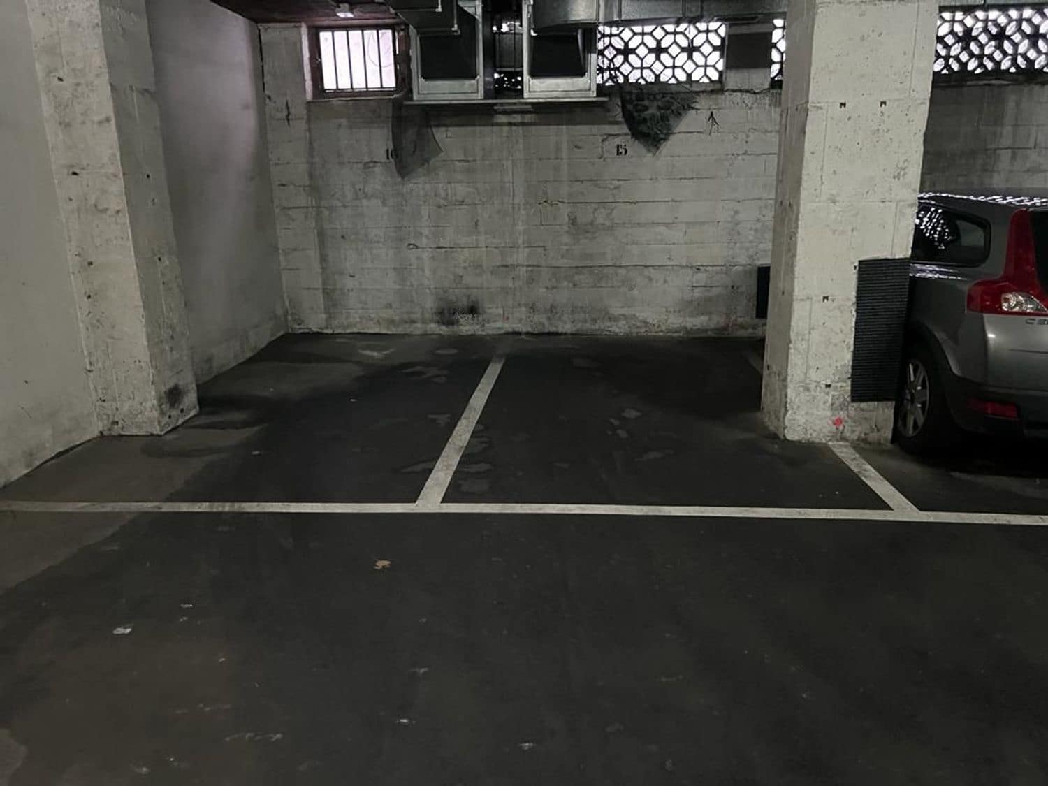 Garage til salg i Oviedo - € 10.000 (Ref: 8041707)
