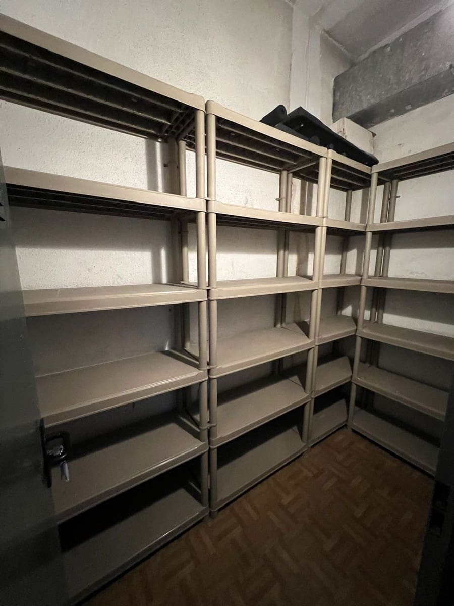 Garage til salg i Oviedo - € 12.500 (Ref: 8449742)