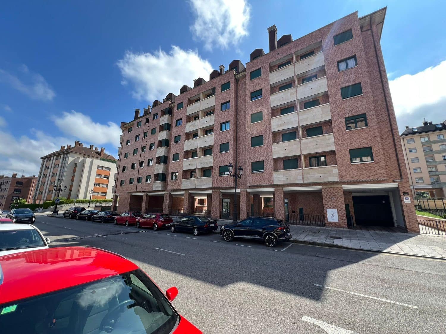 Garage til salg i Oviedo - € 12.500 (Ref: 8449742)