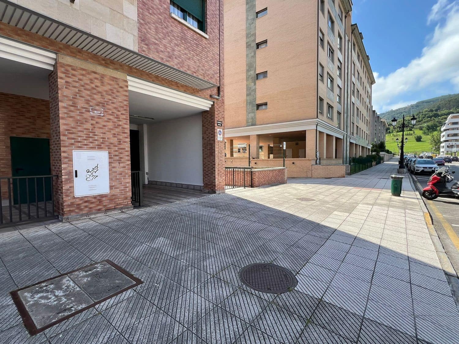 Garage til salg i Oviedo - € 12.500 (Ref: 8449742)
