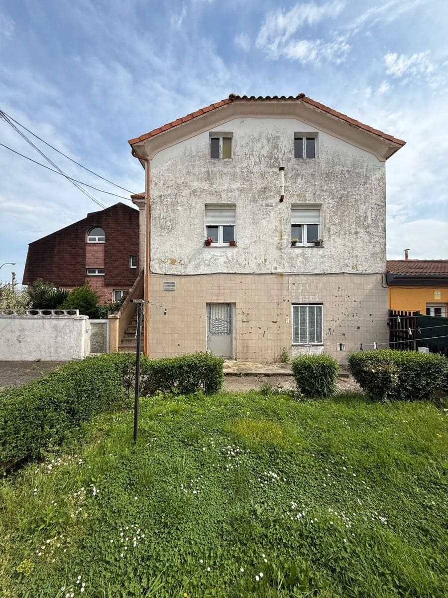 6 soveværelse Villa til salg i Oviedo med garage - € 279.000 (Ref: 8928323)