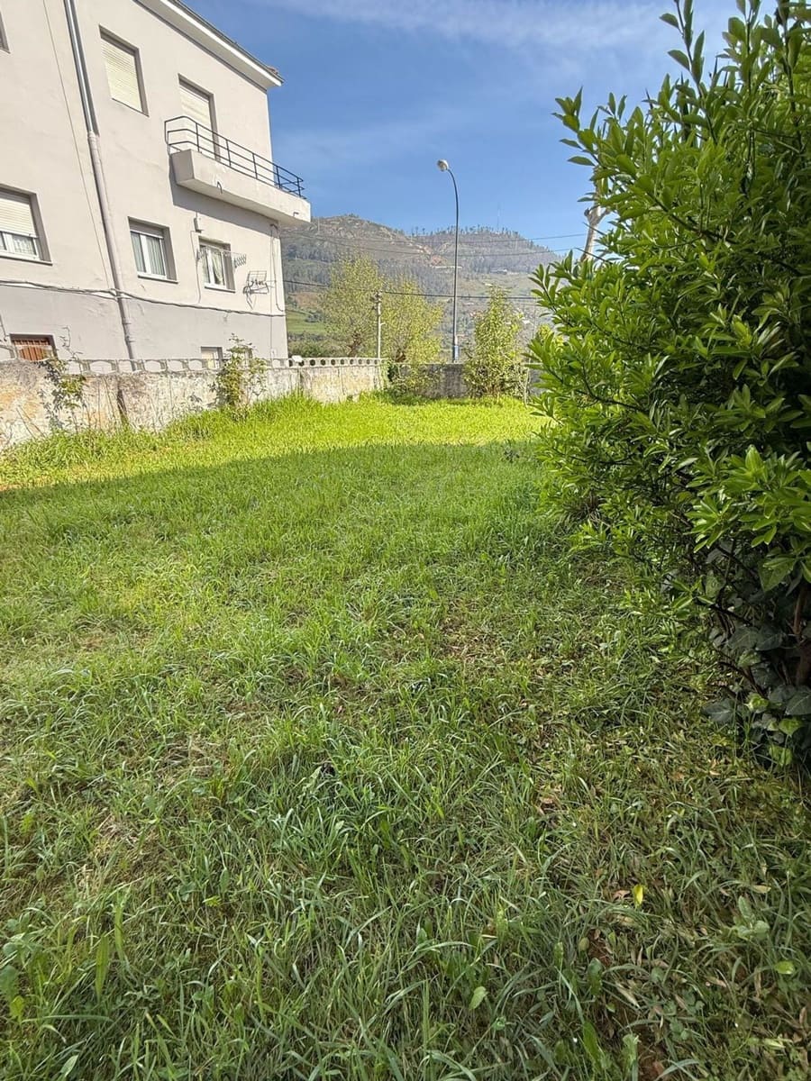 6 soveværelse Villa til salg i Oviedo med garage - € 279.000 (Ref: 8928323)