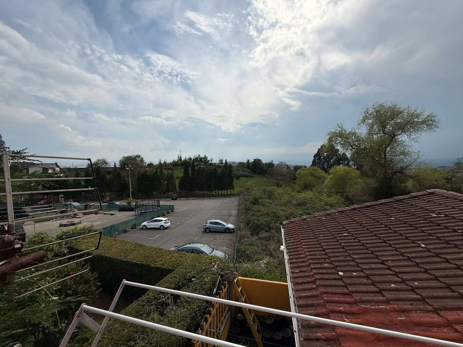 6 soveværelse Villa til salg i Oviedo med garage - € 279.000 (Ref: 8928323)