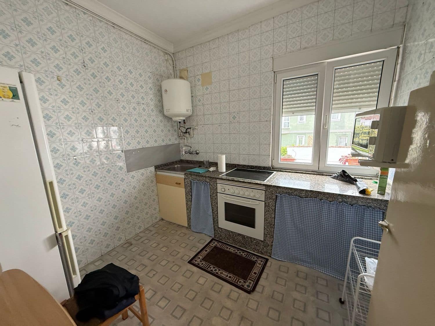 6 soveværelse Villa til salg i Oviedo med garage - € 279.000 (Ref: 8928323)
