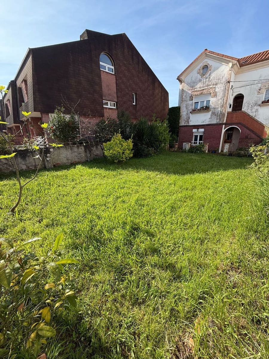 6 soveværelse Villa til salg i Oviedo med garage - € 279.000 (Ref: 8928323)