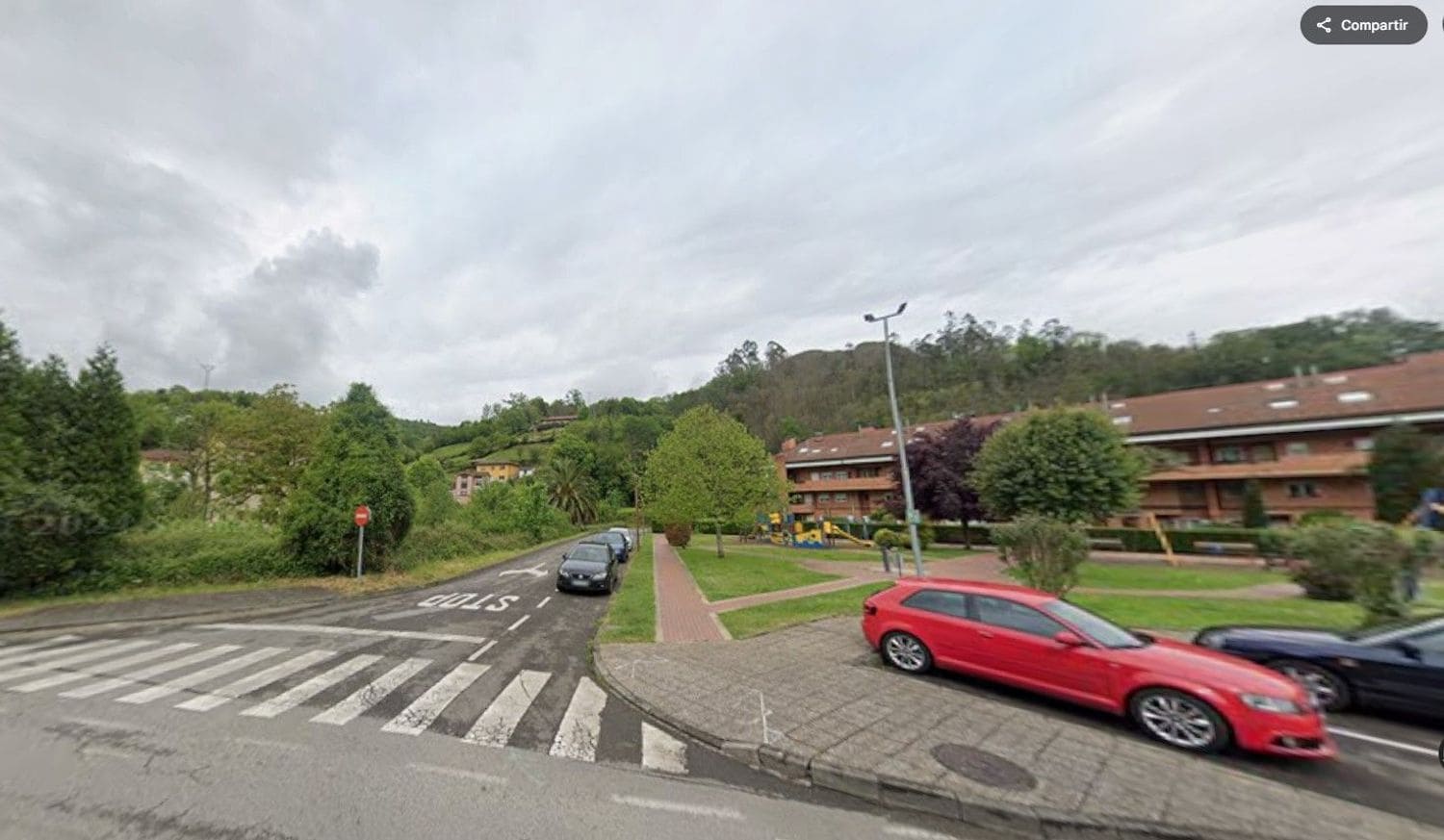 Grunde uden byggetilladelser til salg i Morcin - € 250.000 (Ref: 9075685)