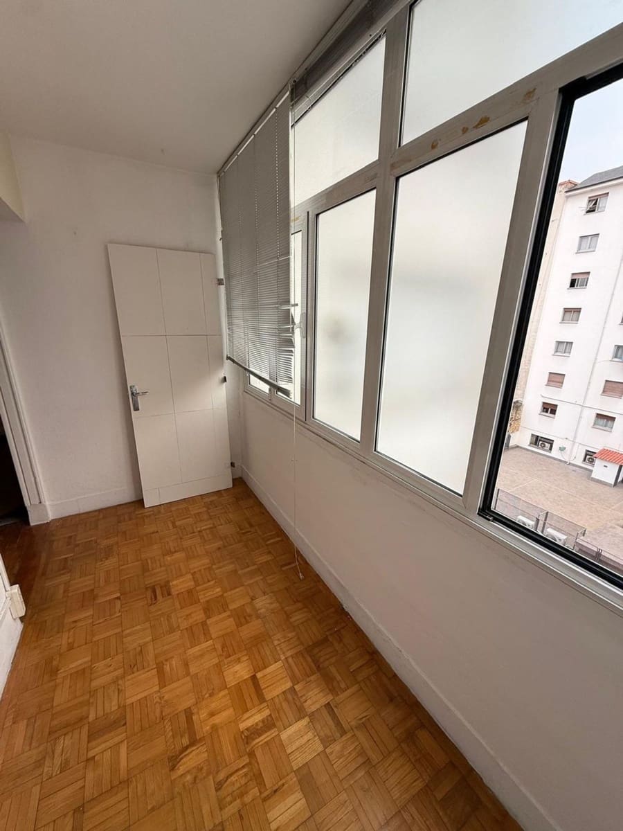 3 sypialnia Apartament na sprzedaż w Oviedo z garażem - 220 000 € (Ref: 9187983)