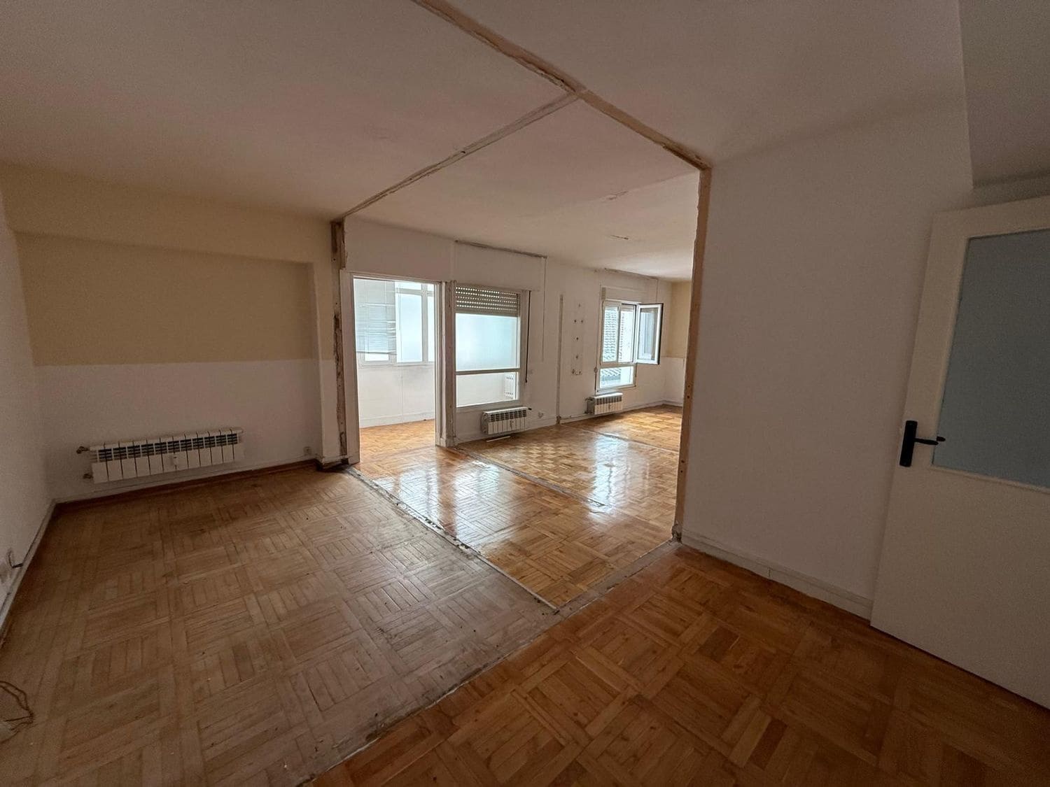 3 sypialnia Apartament na sprzedaż w Oviedo z garażem - 220 000 € (Ref: 9187983)