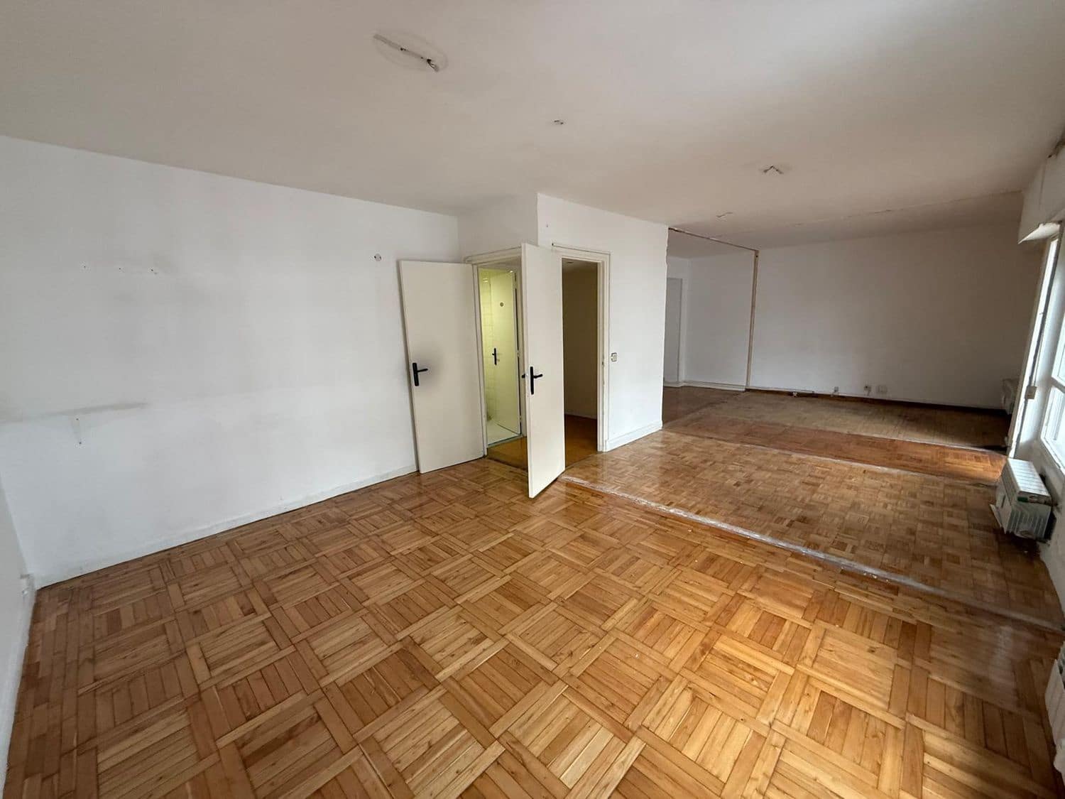3 sypialnia Apartament na sprzedaż w Oviedo z garażem - 220 000 € (Ref: 9187983)