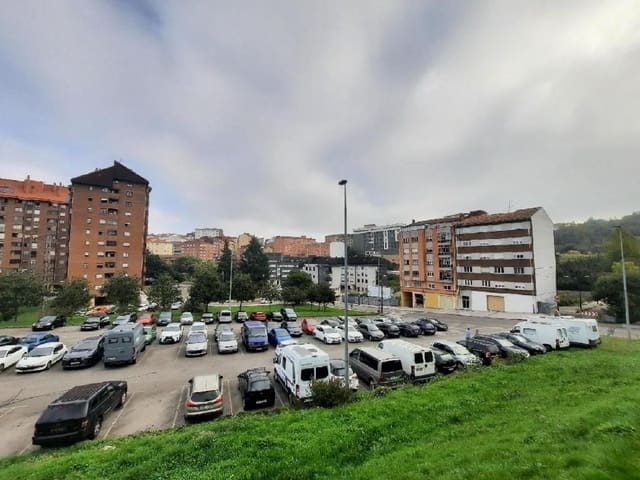Mark till salu i Centro Urbano, Oviedo - 995 000 € (Ref: 9264042)