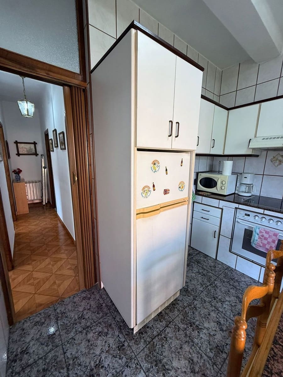 3 soveværelse Finca/Landehus til salg i Oviedo med garage - € 90.000 (Ref: 9295025)