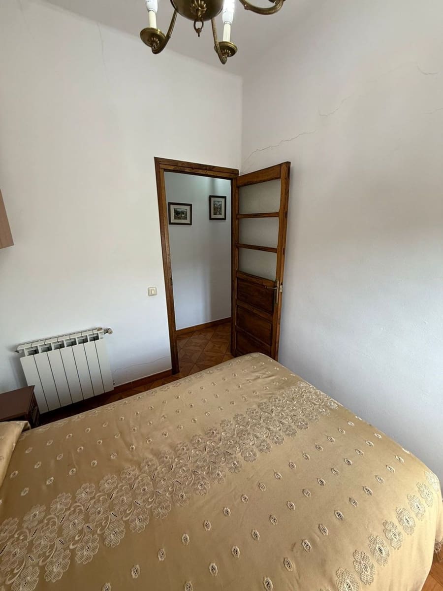 3 soveværelse Finca/Landehus til salg i Oviedo med garage - € 90.000 (Ref: 9295025)