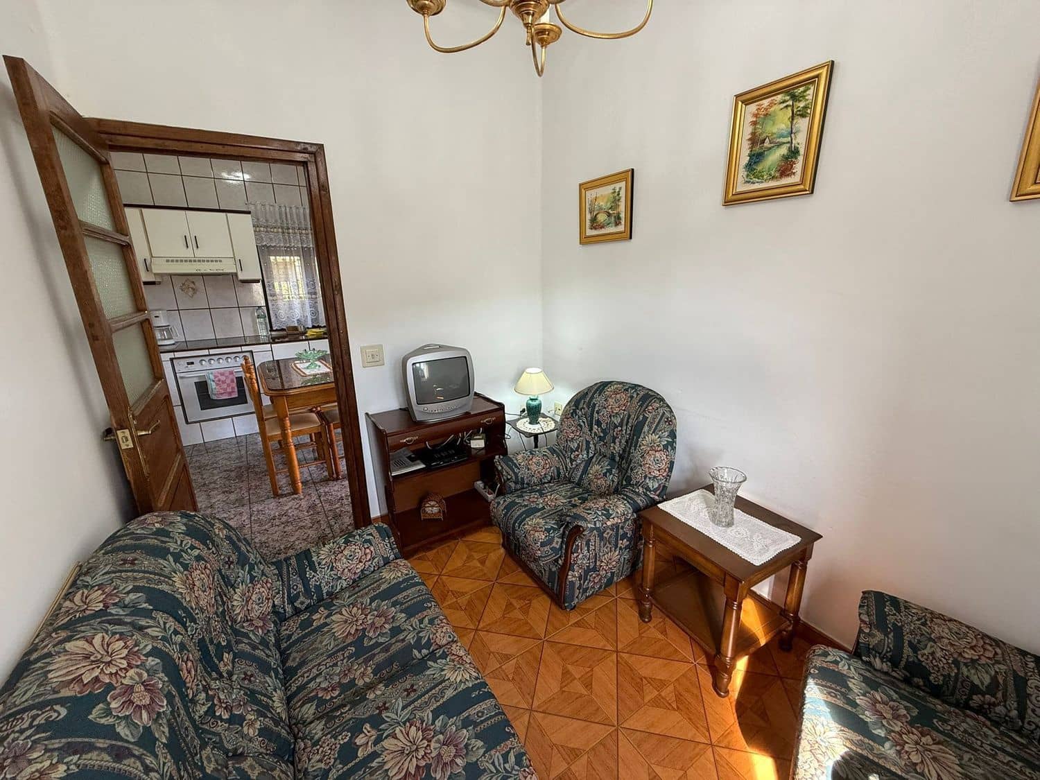 3 soveværelse Finca/Landehus til salg i Oviedo med garage - € 90.000 (Ref: 9295025)