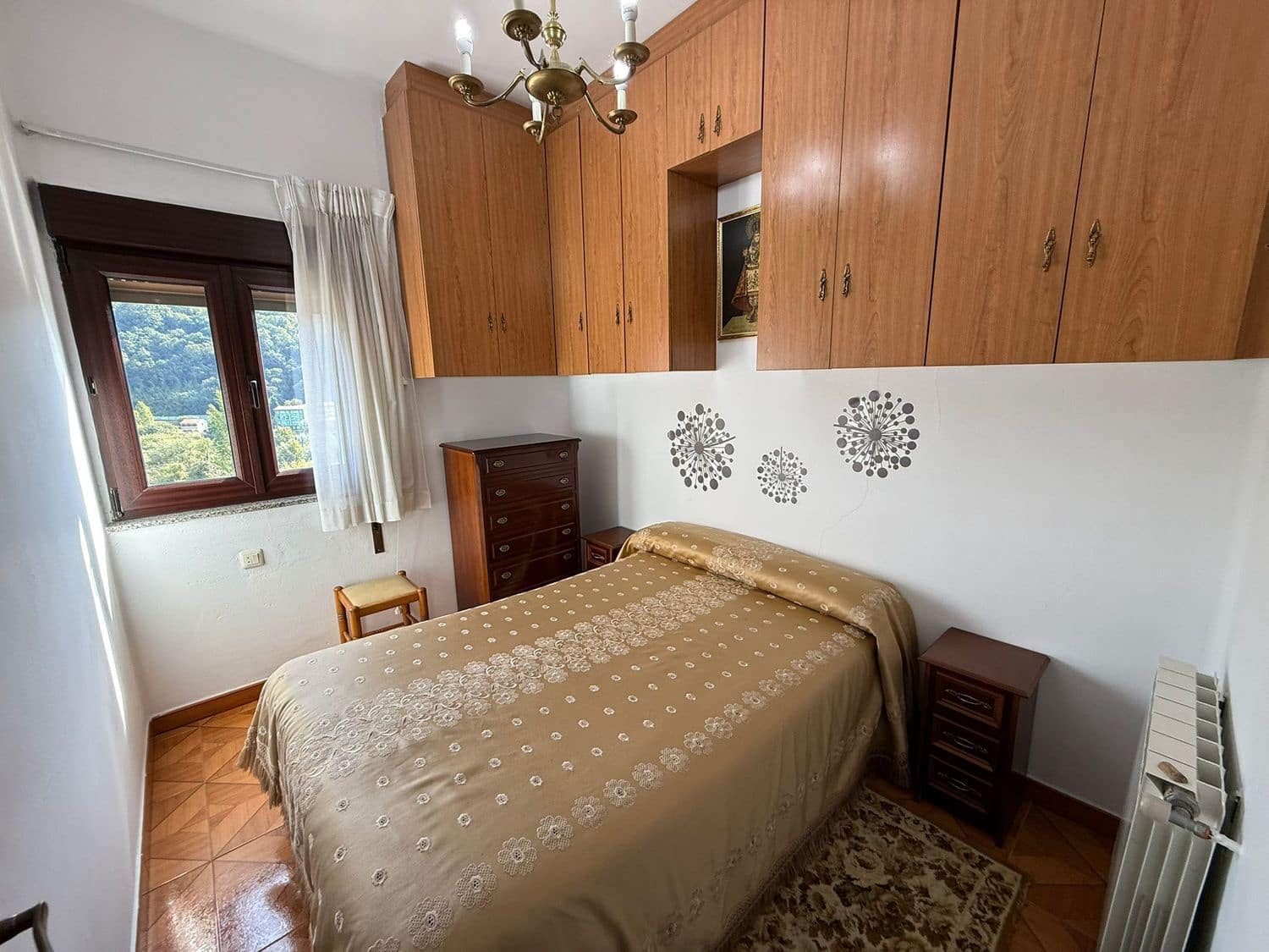 3 soveværelse Finca/Landehus til salg i Oviedo med garage - € 90.000 (Ref: 9295025)