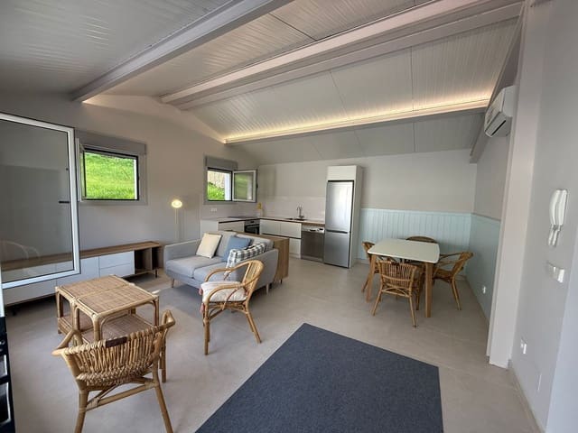 2 makuuhuone Bungalow myytävänä paikassa Salinas, Castrillón mukana 
autotalli - 320 000 € (Ref: 9326021)