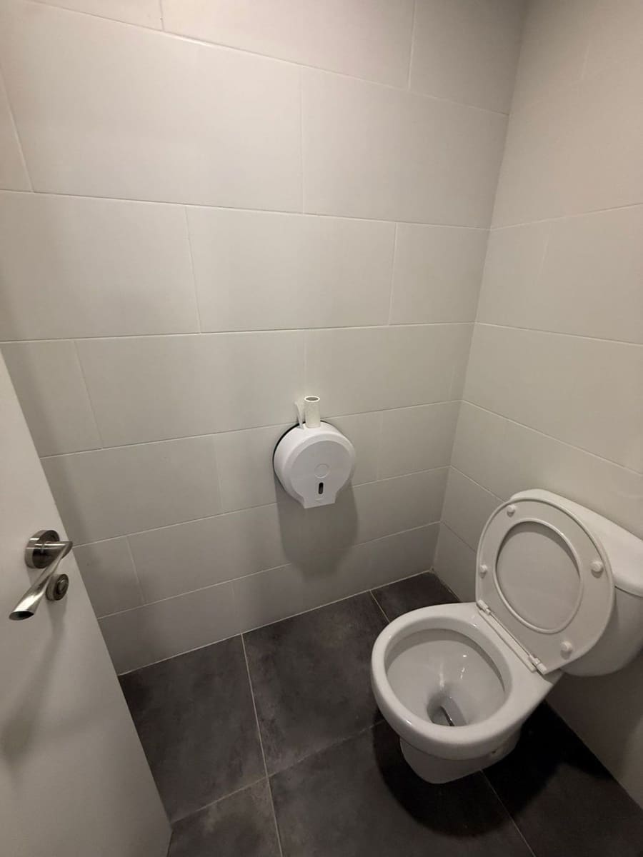 Local Commercial à vendre à Oviedo - 209 000 € (Ref: 9455786)