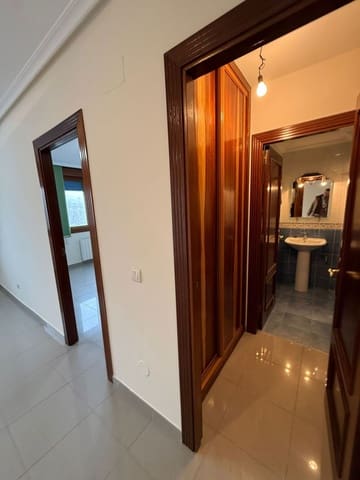 Ufficio da affittare in Centro Urbano, Oviedo - 330 € (Rif: 9496777)