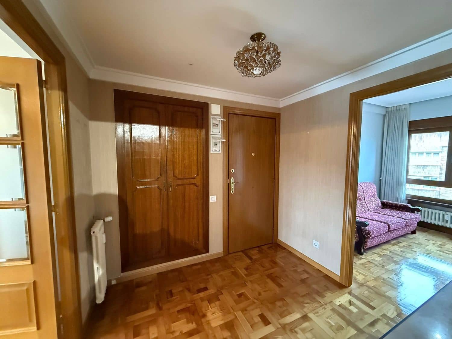 4 camera da letto Appartamento da affittare in Oviedo con garage - 1.200 € (Rif: 9496779)