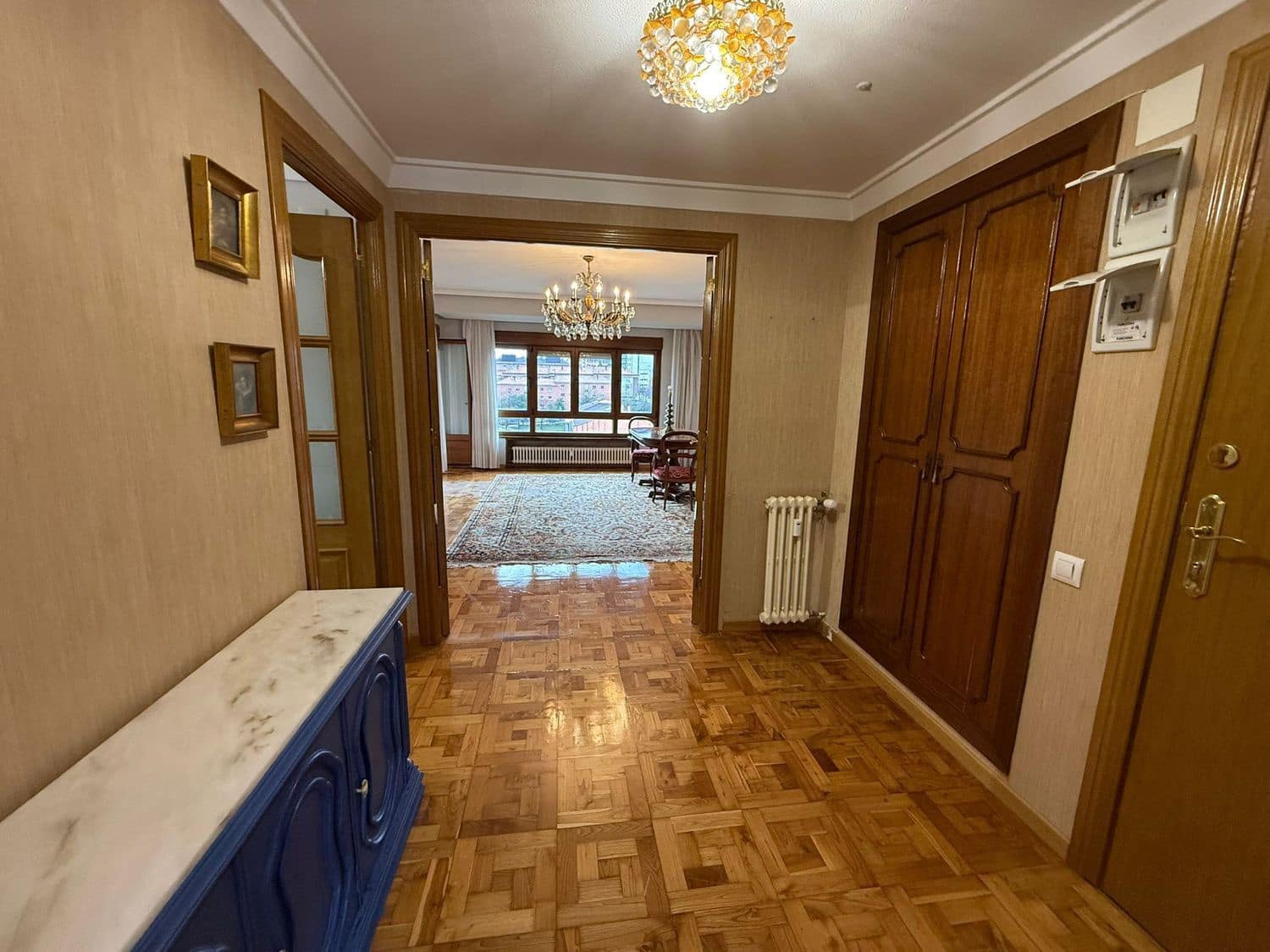 4 camera da letto Appartamento da affittare in Oviedo con garage - 1.200 € (Rif: 9496779)