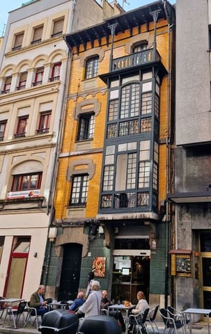 Comercial para venda em Centro Urbano, Oviedo - 675 000 € (Ref: 9518270)