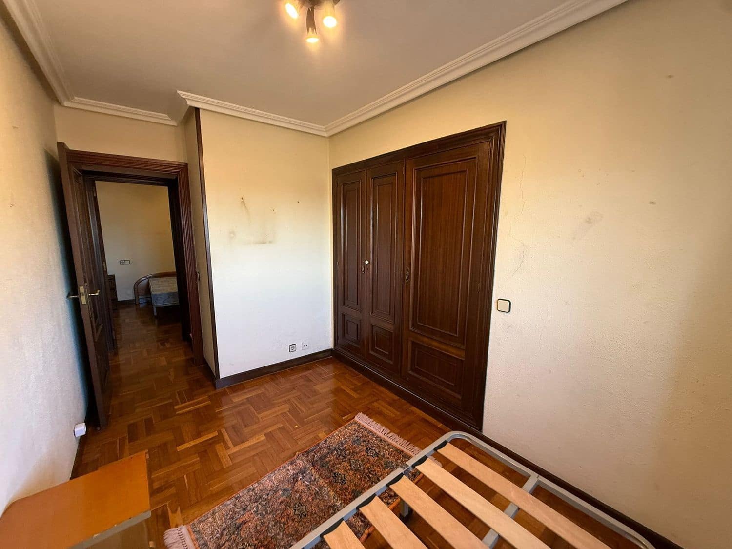 2 bedroom Apartment for sale in Oviedo with garage - € 219,000 (Ref: 9540837)