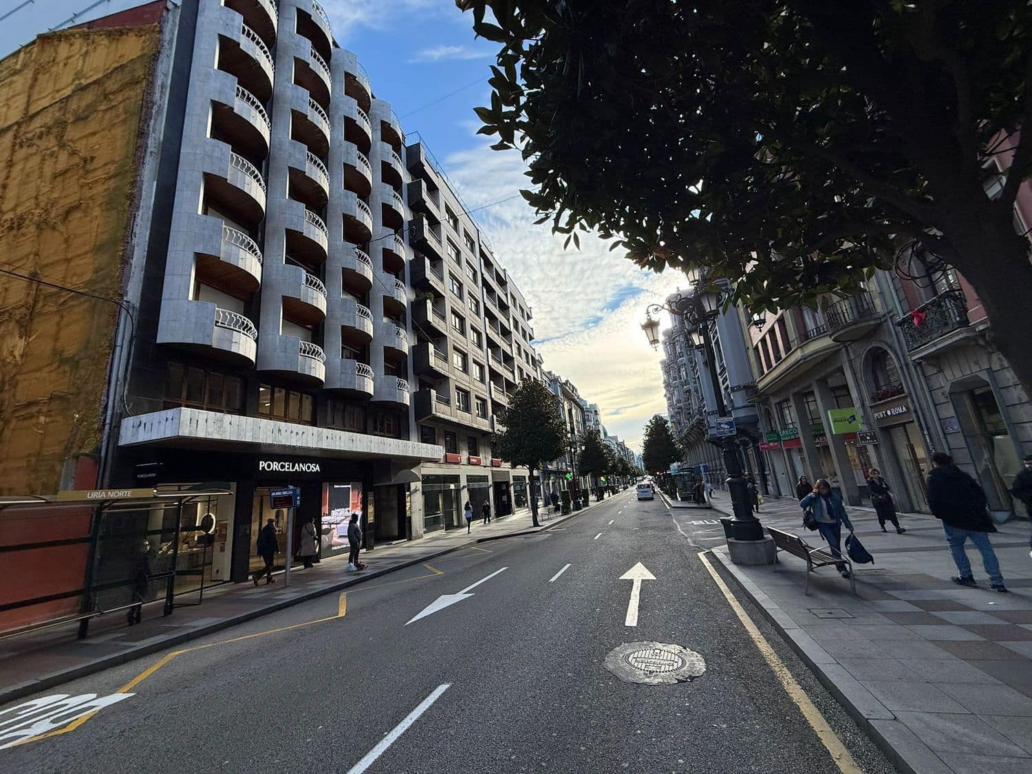 2 bedroom Apartment for sale in Oviedo with garage - € 219,000 (Ref: 9540837)