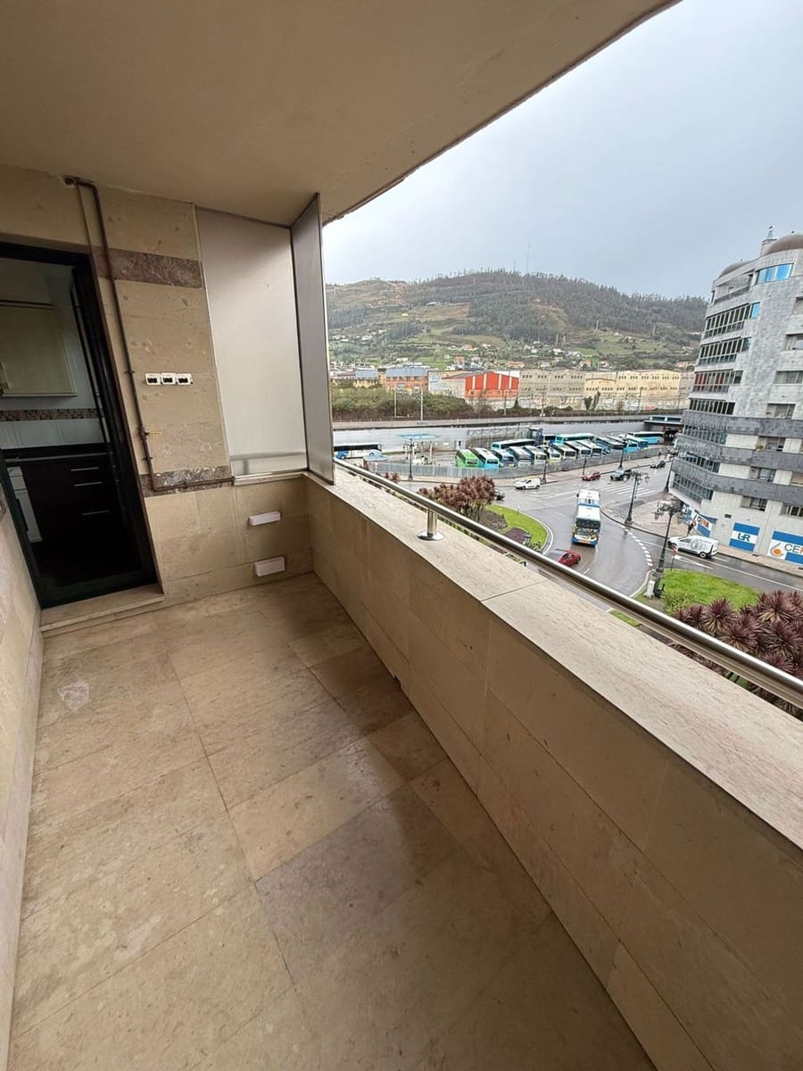 2 quarto Apartamento para arrendar em Oviedo com garagem - 750 € (Ref: 9575507)