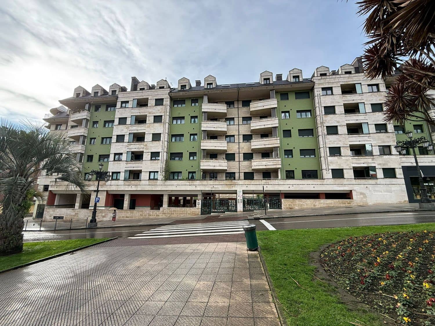 2 quarto Apartamento para arrendar em Oviedo com garagem - 750 € (Ref: 9575507)