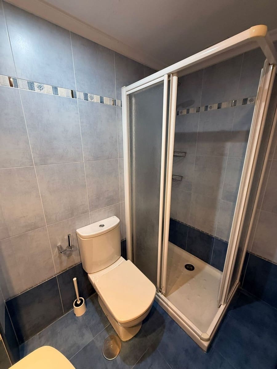 2 quarto Apartamento para arrendar em Oviedo com garagem - 750 € (Ref: 9575507)
